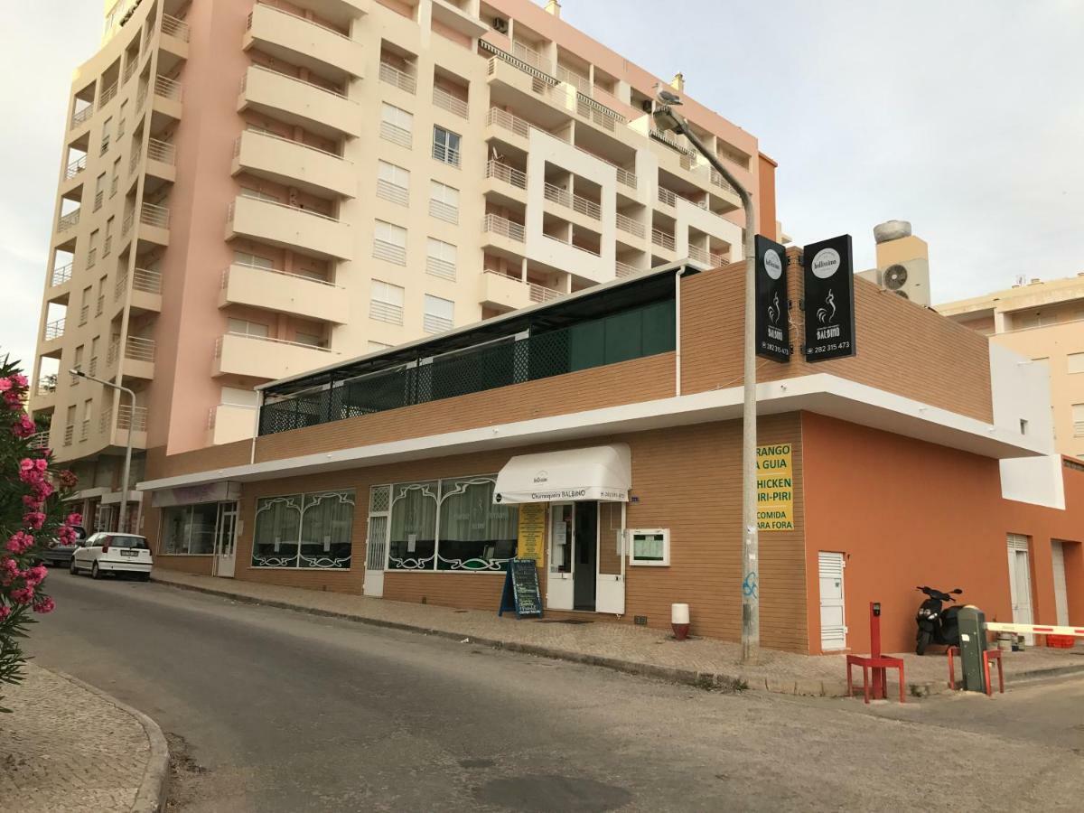 Edificio Canoa Armação de Pêra Buitenkant foto